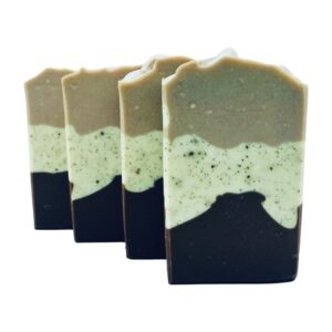 French Vanilla Bourbon with Crushed Walnut Shell